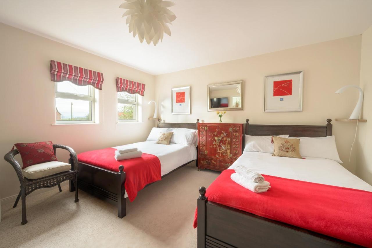 Willow House Bed & Breakfast And Orchard Studios Self Catering リマバディ エクステリア 写真
