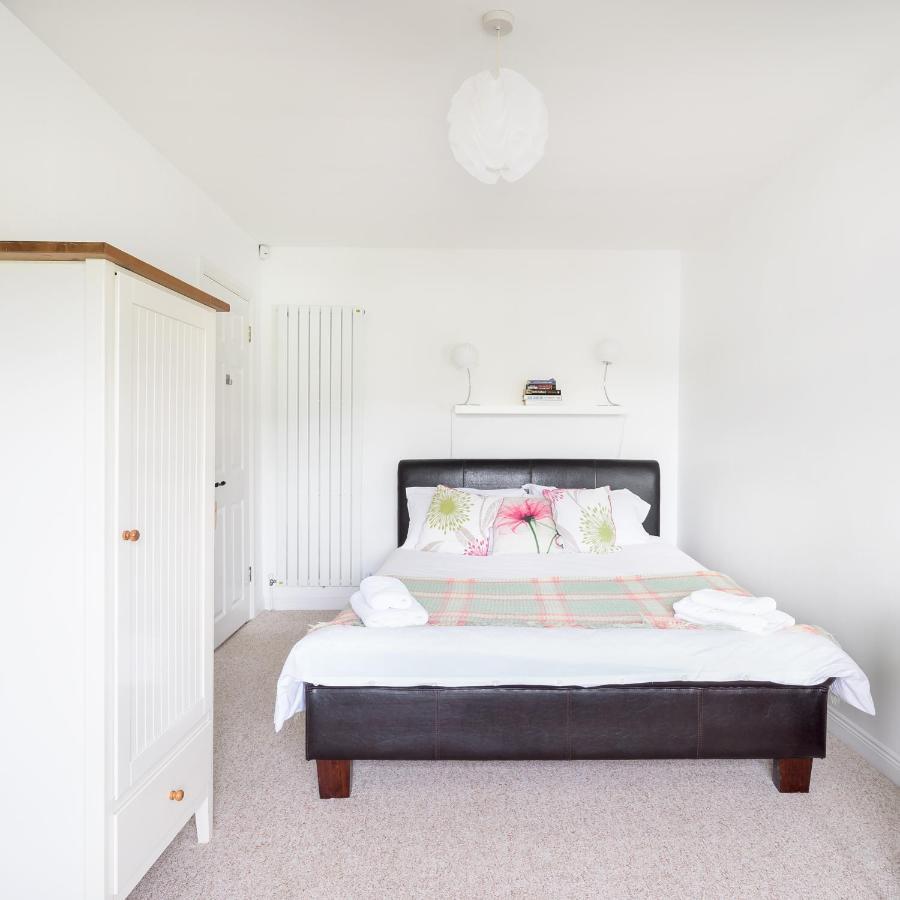 Willow House Bed & Breakfast And Orchard Studios Self Catering リマバディ エクステリア 写真
