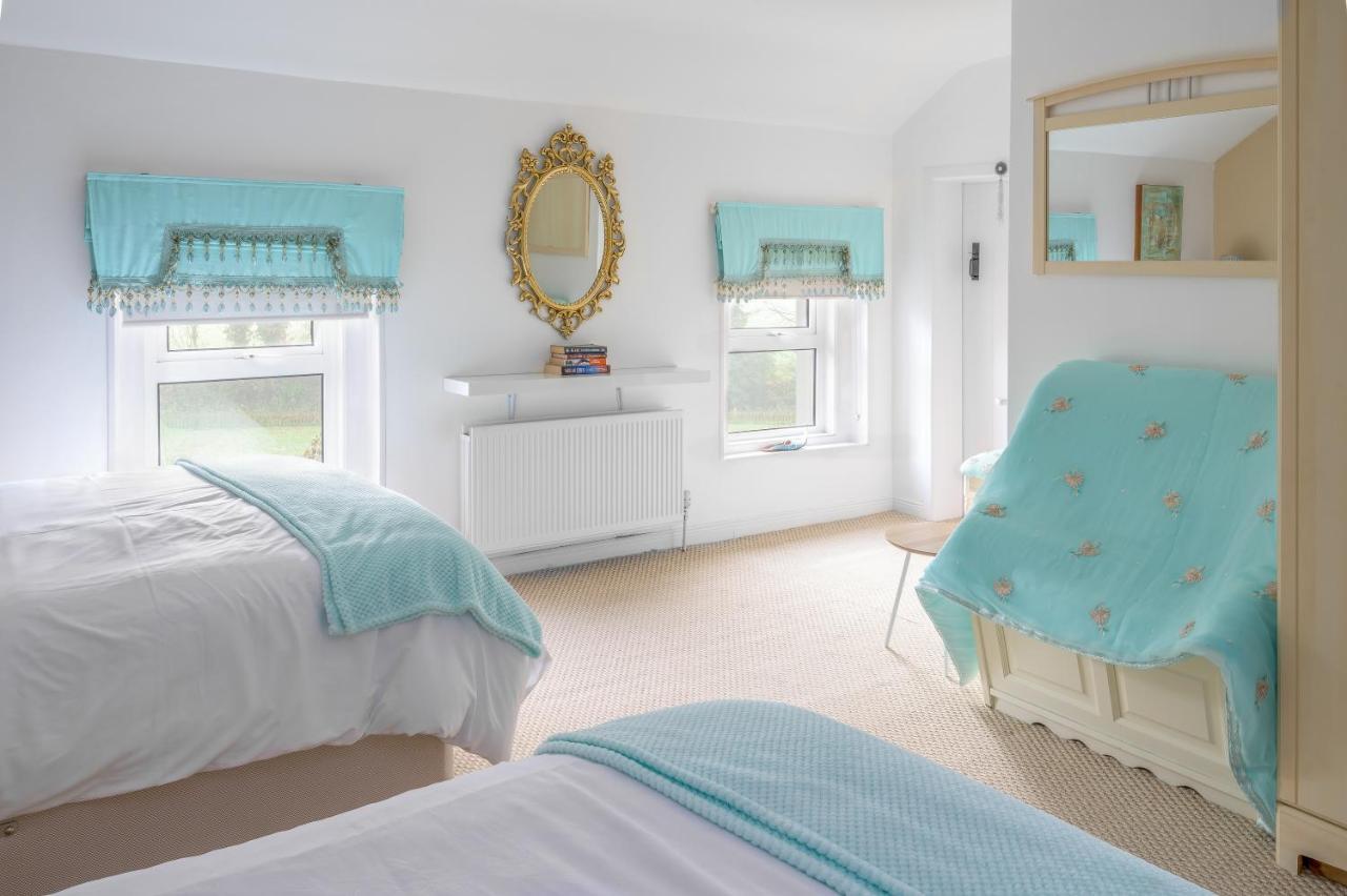 Willow House Bed & Breakfast And Orchard Studios Self Catering リマバディ エクステリア 写真