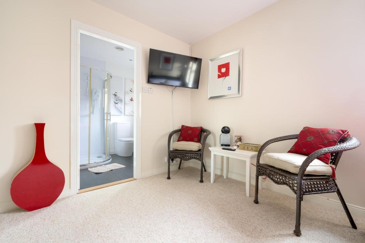 Willow House Bed & Breakfast And Orchard Studios Self Catering リマバディ エクステリア 写真