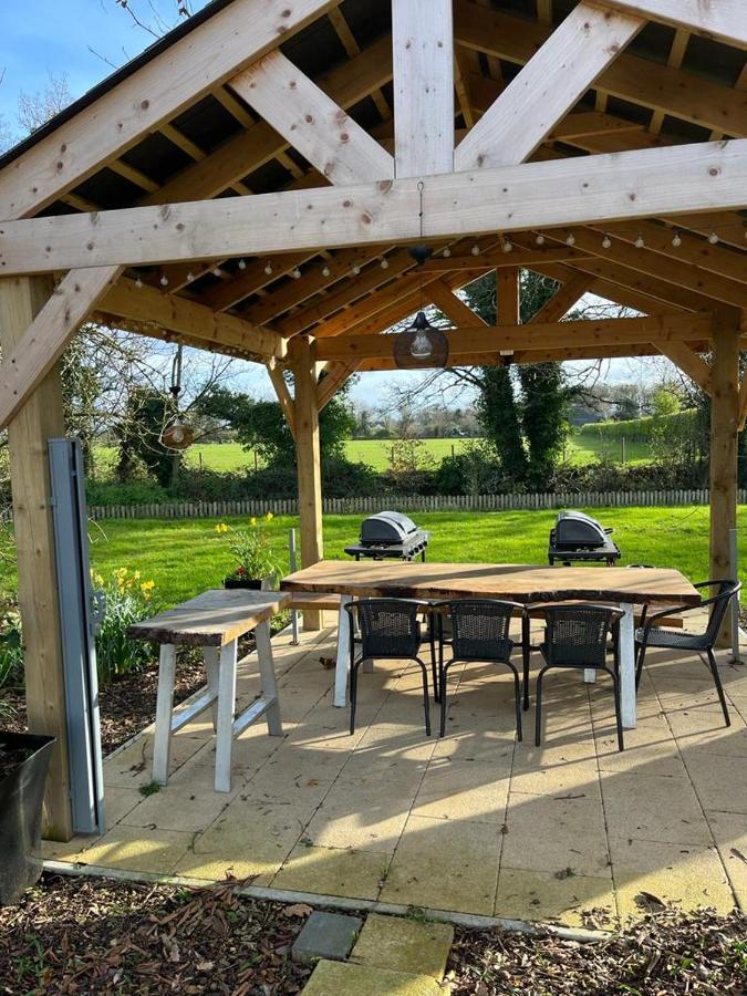 Willow House Bed & Breakfast And Orchard Studios Self Catering リマバディ エクステリア 写真