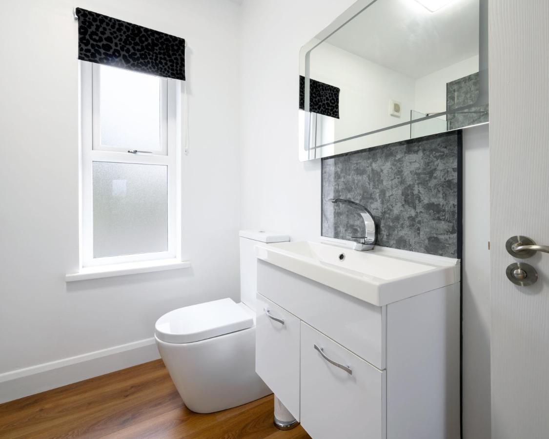 Willow House Bed & Breakfast And Orchard Studios Self Catering リマバディ エクステリア 写真