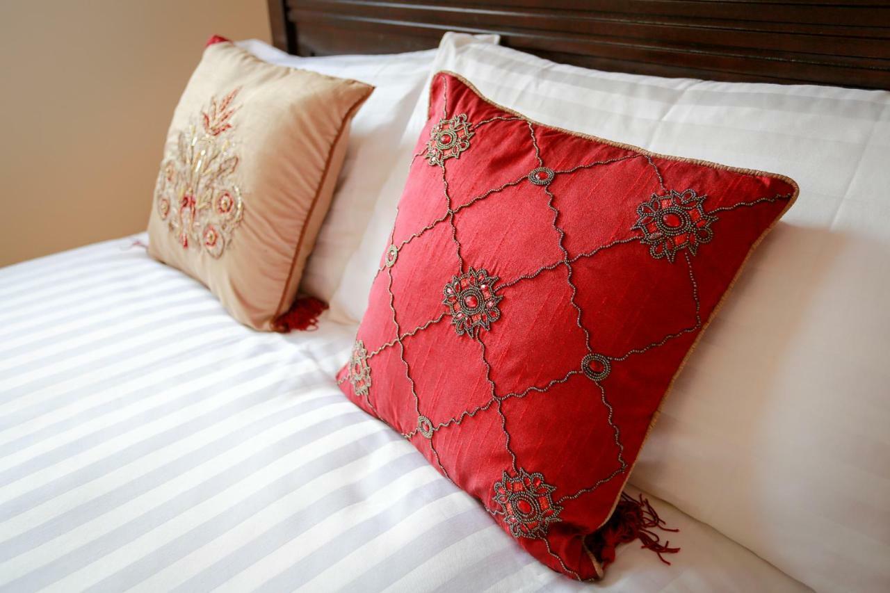 Willow House Bed & Breakfast And Orchard Studios Self Catering リマバディ エクステリア 写真