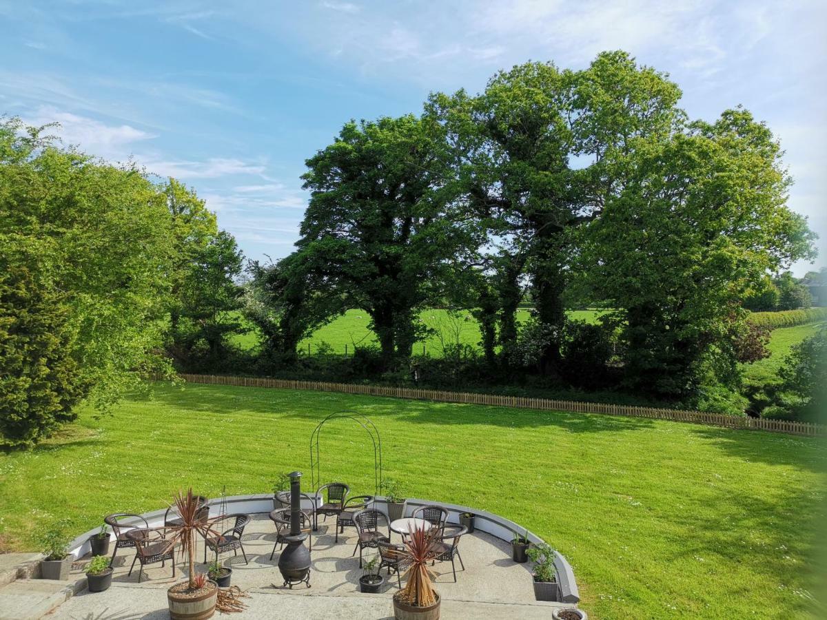 Willow House Bed & Breakfast And Orchard Studios Self Catering リマバディ エクステリア 写真